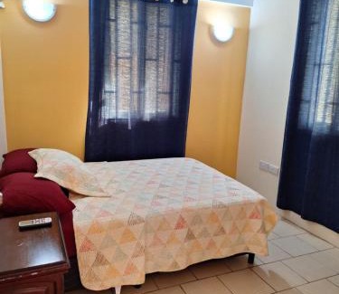 Roseau Apartamento | VIP Residence Two Bedroom Poolside Haven