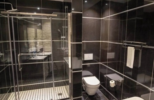 Abuja Hotel | Viraaj Grand Hotel
