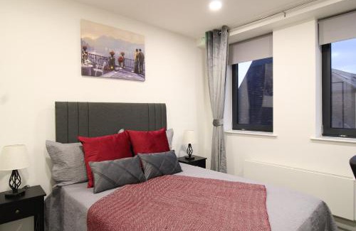 Bedford Apartamento | Virexxa Bedford Centre - Premier Suite - 2Bed Flat with Free Parking & Gym
