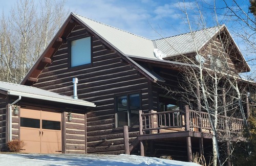 Virginia City Cabina | Virginia City Mountain Splendor!