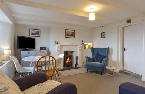 Portwrinkle Casa | Virginia Cottage