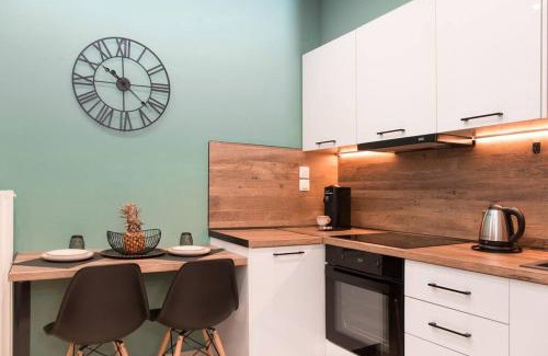 Volos City Centre Apartamento | Virginia's Luxury Suite 4