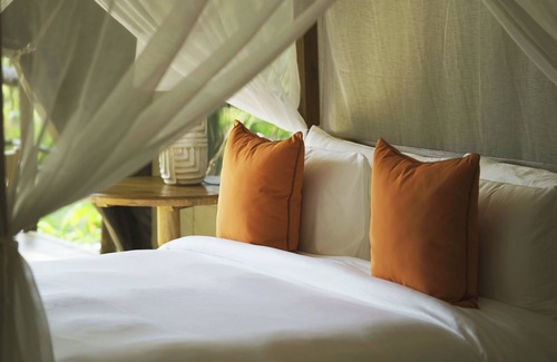 Bo Kluea Cabina | Monmanee resort