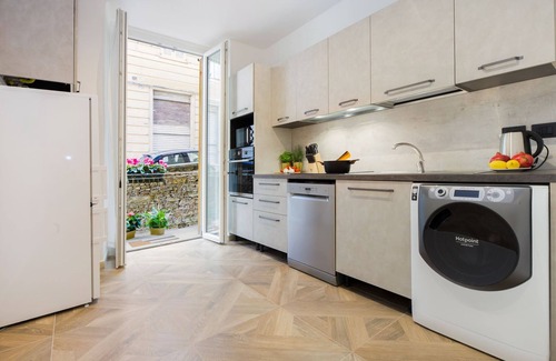 Castelletto Apartamento | VISIT GENOVA NEW APARTMENT 7 PEOPLE-Visit Genova