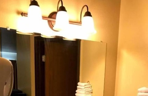 Kellogg Casa | Visit Idaho On A Budget! Enjoy Stunning View Of Kellogg Minutes From Your Door