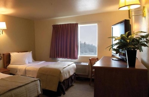 Kellogg Casa | Visit The Gem State! Stay Minutes Away From Scenic View Of The Mountain