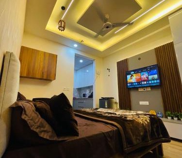 Greater Noida Apartamento | Visitor stop
