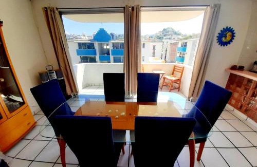 Caleta Apartamento | Vista a la bahia de Acapulco - Departamento para grupos de hasta 8 huéspedes