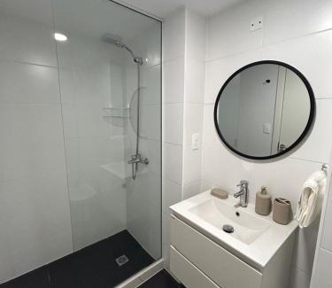 Piriapolis Apartamento | Vista al mar y cerros! Bano en suite apto nuevo Altos de Piriapolis