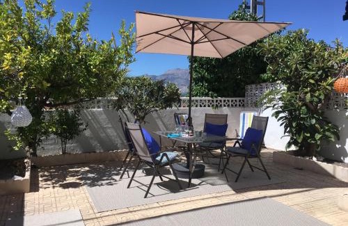 El Albir Apartamento | Vista Bahia II Apartments- top floor with balcony views & ground floor with garden and BBQ