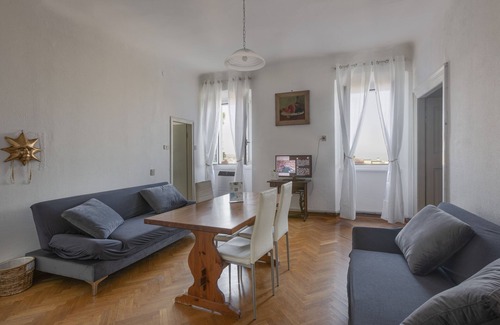San Giovanni-Chiadino-Rozzol Apartamento | VISTA&CAPRICCIO