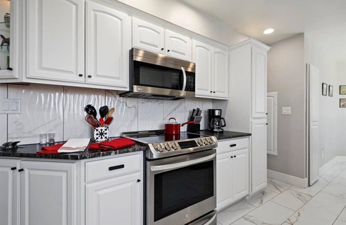 Twin Falls Casa | Vista Cliff House, Stunning View from Canyon Rim next to walking/bike trail!
