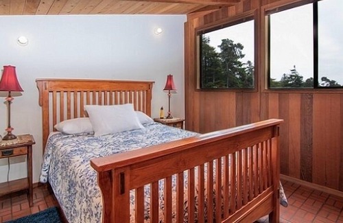 Anchor Bay Cabina | Vista Del Mar 2 Bedroom Home by Redawning