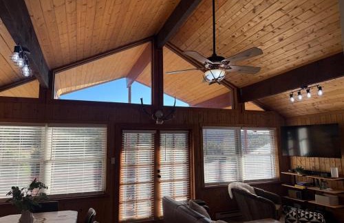 Placitas Casa | Vista Estrella -Cozy Mountain Cabin w Starry Views