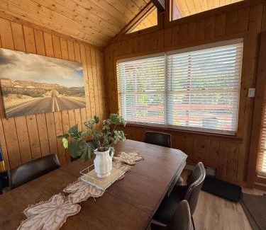 Placitas Casa | Vista Estrella -Cozy Mountain Cabin w Starry Views