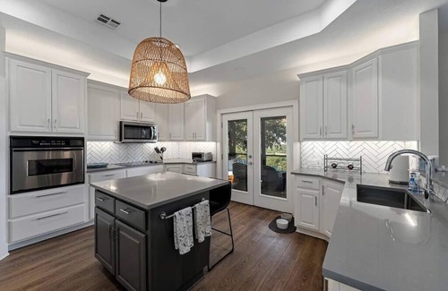 Apache Shores Casa | Vista Grande - Scenic Lake Austin Retreat