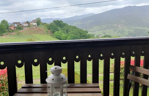 Vallobal Apartamento | Vista increíbles de los Picos de Europa en una ubicación privilegiada