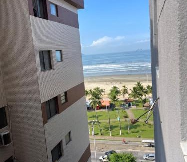 Itarare Apartamento | Vista Lateral Mar Fique No Melhor Lugar da Praia