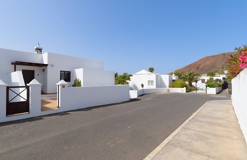 Playa Blanca Casa | Vista Lobos, entre volcanes y océano
