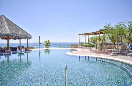 La Paz Condominio | Vista Mar: 2BR2/2.5Ba Lux Condo at Puerta Cortes Resort