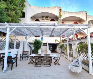Falerna Casa | VISTA MARE Su tre piani con giardino