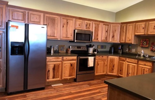 Mauston Condominio | Vista on "The Rock!"