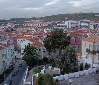 Mina Casa | Vista Panorâmica Amadora