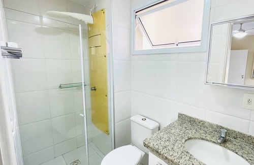 Pitangueiras Apartamento | Vista para o Mar e Serviço de Praia