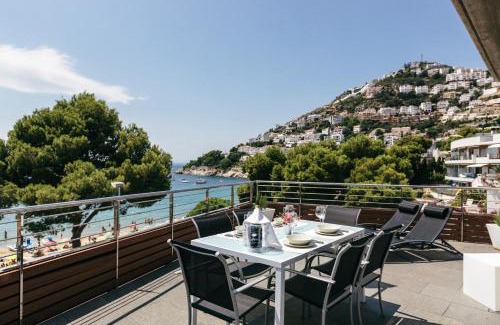Almadraba-Canyelles Apartamento | Vista Roses Mar - El Molí
