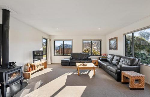 Wanaka Casa | Vista Vale - Wanaka Holiday Home