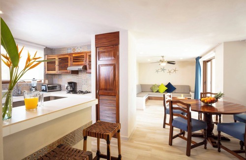 Bucerías Hotel | Vista Vallarta All Suites on the Beach
