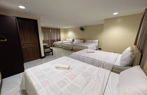 Morong Hotel | Vista Venice Resort