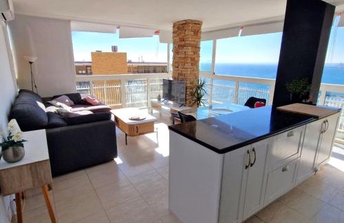 Vista Hermosa Apartamento | Vistas al mar. Gran salon. Playa a 1 minuto. WiFi