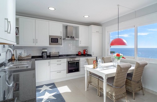 Urbanización Ladera del Mar Apartamento | Vistas del Mar by Casasol