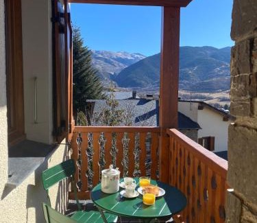 Saillagouse Apartamento | Vistas excepcionales, jardín con piscina, muy acogedor
