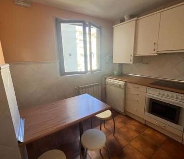 Centro de Comillas Apartamento | Vistas Sobrellano