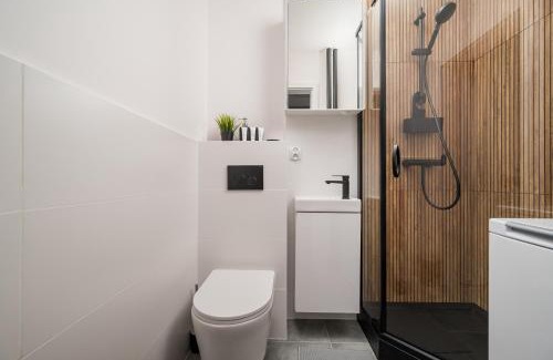 Zoliborz Apartamento | Vistula Corner Studio by BookingHost