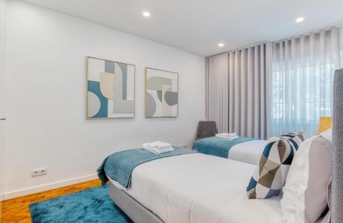 Cova da Piedade Apartamento | Vita Portucale ! Almada Trendy Retreat
