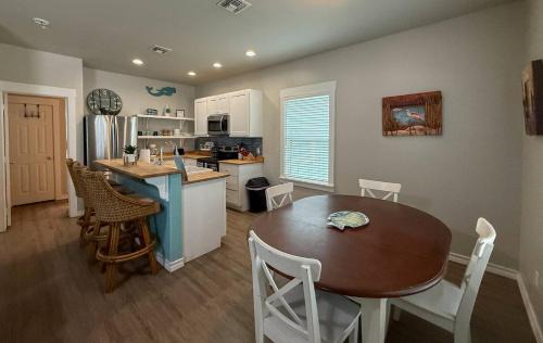 Rockport Casa | Vitamin Sea Cottage