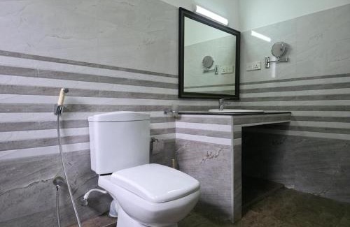 Gurudeniya Casa | Vithum Villa - Kandy Home with Balcony View and Parking