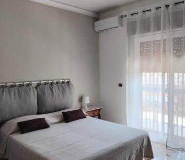 Monte Po-Nesima-San Leone-Rapisardi Apartamento | VITTORIA APARTMENT 4 posti letto parcheggio libero