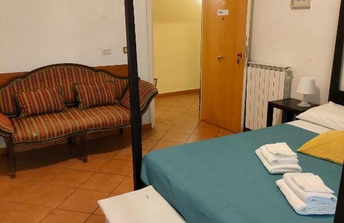 Rione V Ponte Casa | Vittorio ll house
