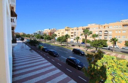 Roquetas de Mar Apartamento | ÁTICO VIVALDI entre Centro y Playa -Aire Acondicionado -Piscina -Gimnasio-Garaje