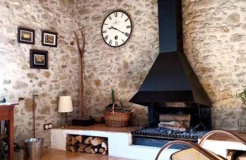 Mieras Casa | Vivalidays Casa Rural Anna Mieres Gerona