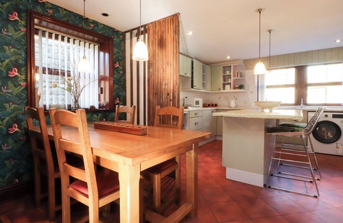 Ribchester Cabaña | VIVE HOUSE, pet friendly, character holiday cottage in Ribchester
