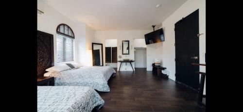 Northeast Miami Apartamento | Vive Zen 2 Queen Beds