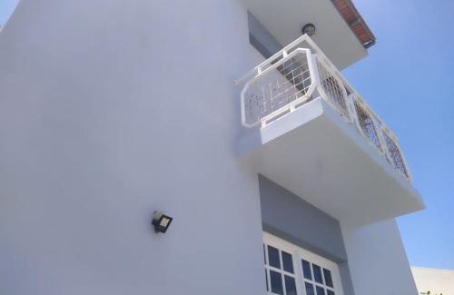Mindelo Casa | Vivenda com pátio, no coração do Mindelo