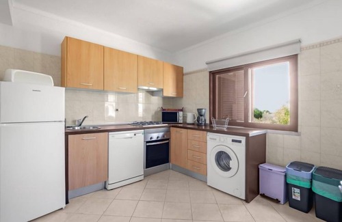 Cerro de Aguia Casa | Vivenda Deolinda by Interhome