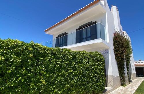 Mosqueira Villa | Vivenda Silvestre Family House
