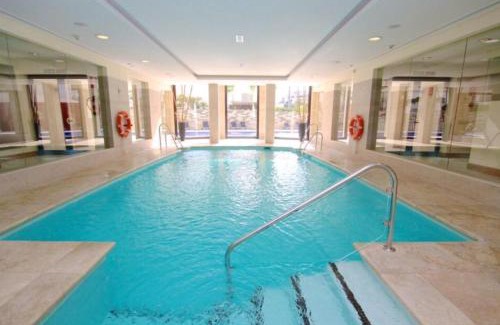 Marbella Apartamento | ViVi Homes - Elisa Pool, Gym & Sea View